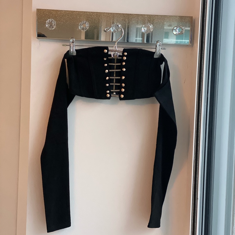 Oh Polly off shoulder crop top